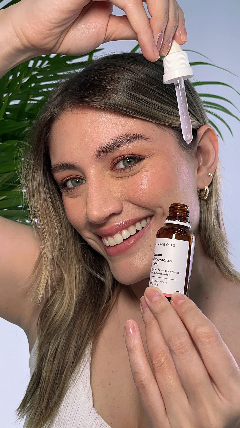 El arte de aplicar ácido hialurónico: La clave para una piel hidratada y radiante